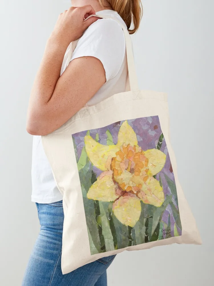 Luxury Bags Yellow - Yellow spring Daffodil in collage Tote