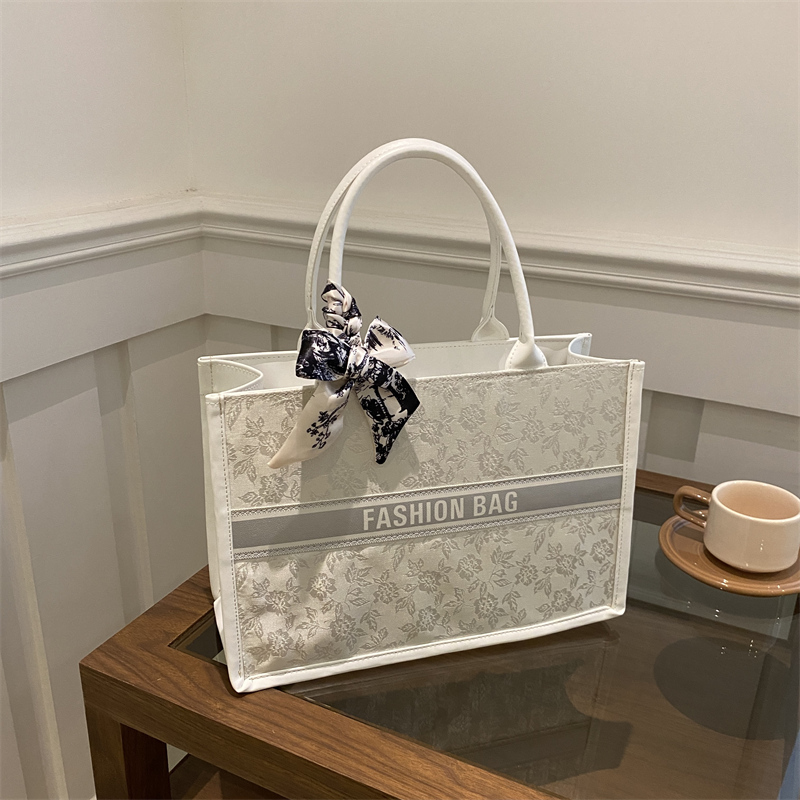 Luxury Elegant Women Tote Bag  - Luxury Bags Vendor 리뷰 및 가격