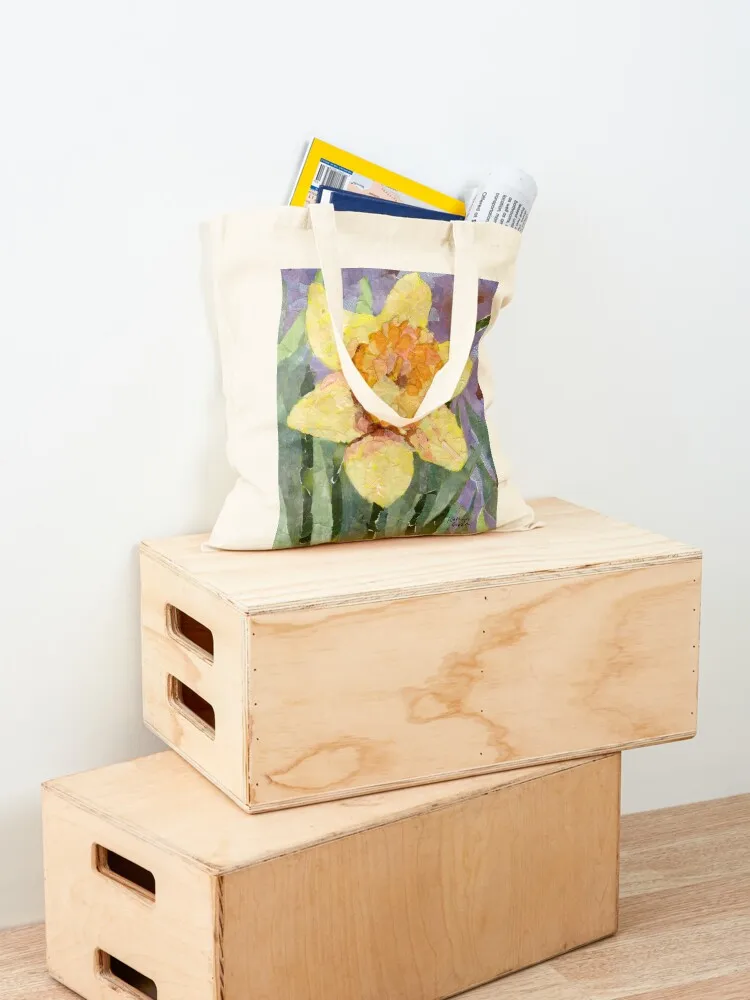Yellow spring Daffodil in coll - Luxury Bags Yellow 리뷰 및 가격