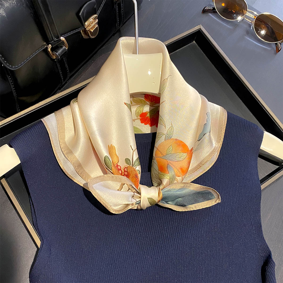 100% Pure Silk Square Scarf Wo - Luxury Bags From China 리뷰 및 가격