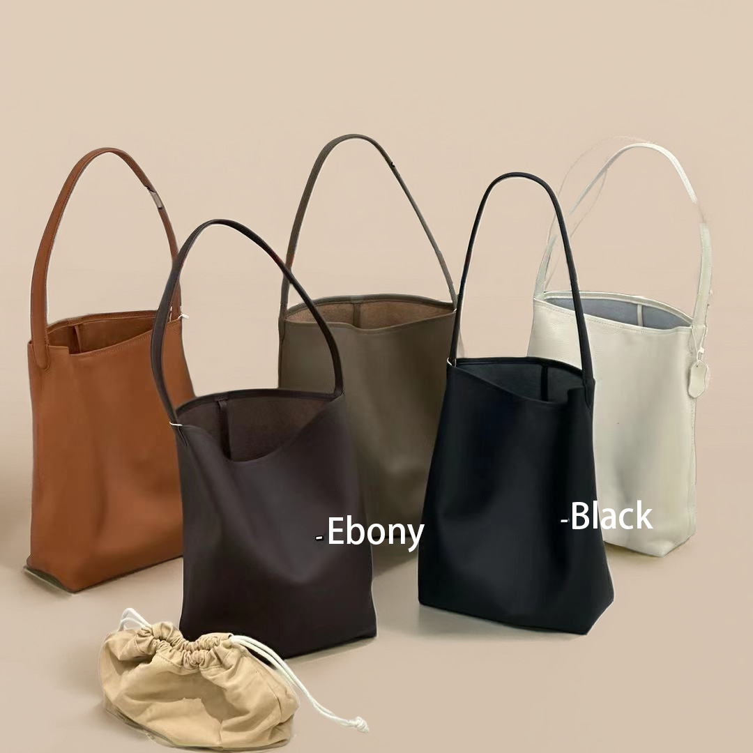 MENDY Bucket Bag Large Women's - Luxury Bags Sale 리뷰 및 가격