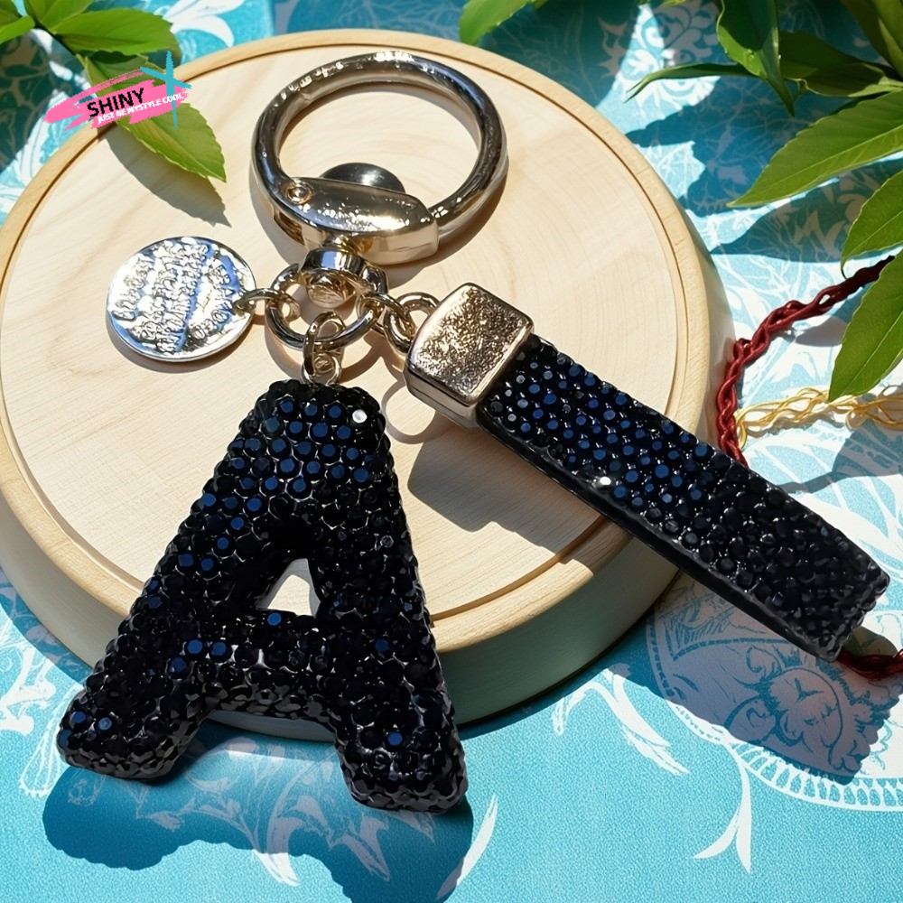 Lucky Charm Letter Key Chain S - Luxury Bags Yellow 리뷰 및 가격