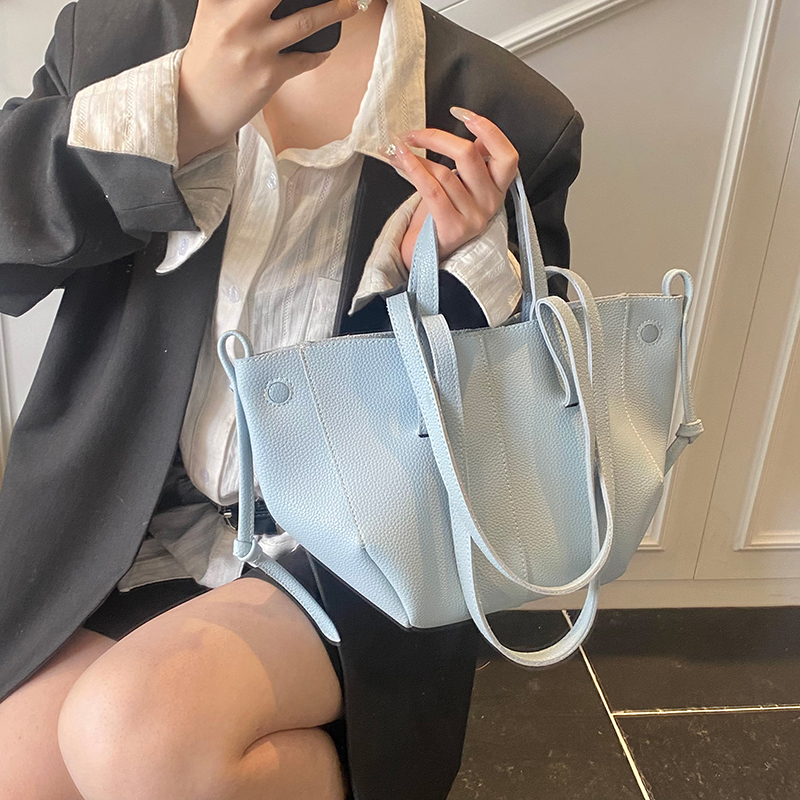 MOODS Branded Underarm Shoulde - Luxury Bags Medium Size 리뷰 및 가격